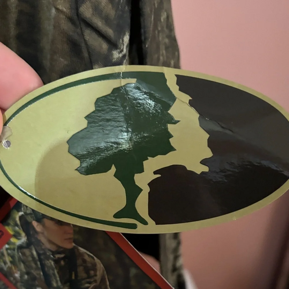 Mossy Oak Long Sleeve Camouflage Tee with Pink Logo NWTS - Picture 7 of 8